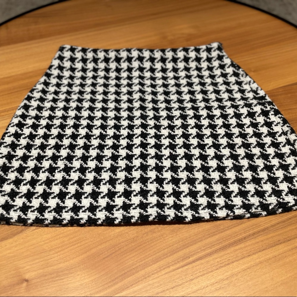 Houndstooth Skirt
